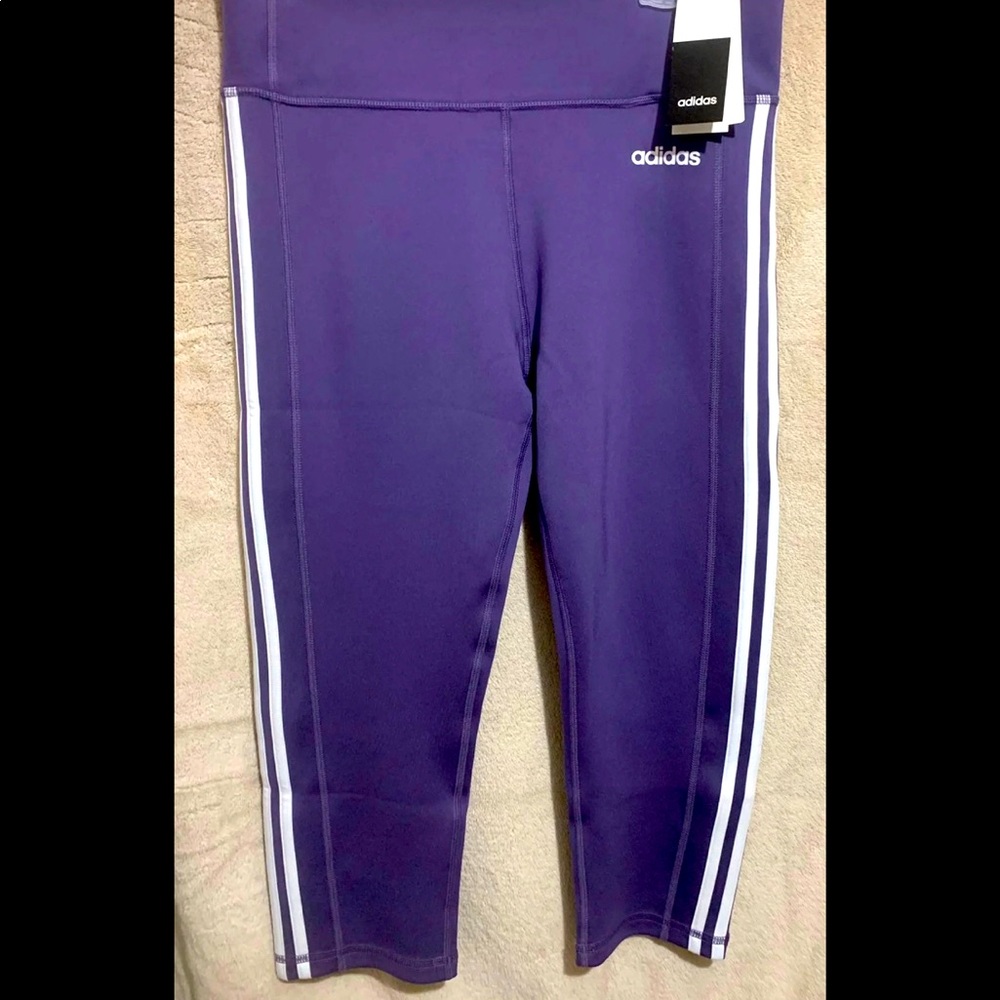 Adidas 3-striped 3/4 tights with white stripes